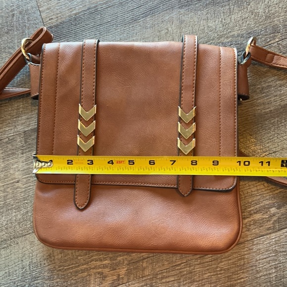 ALYSSA Faux Leather‎ Brown Flap Close Crossbody Bag - Picture 8 of 9